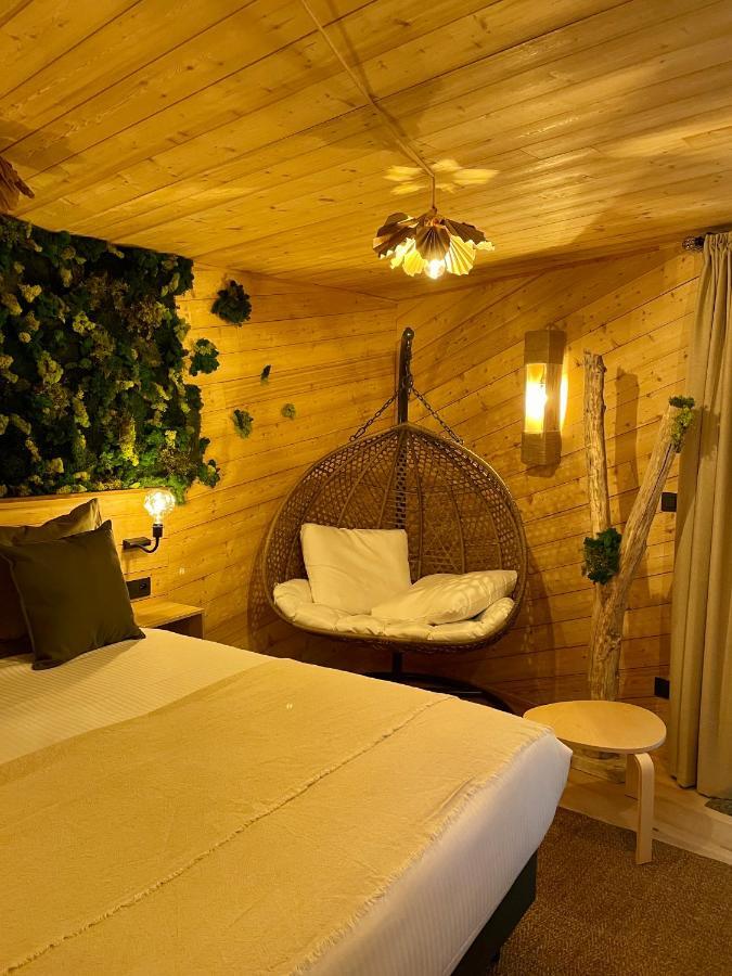 Utopia Village - Art & Nature Lodges Mons Exterior photo