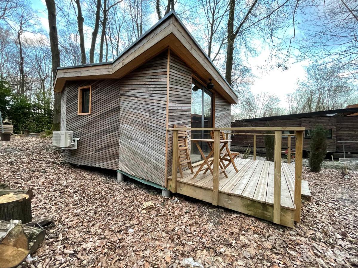 Utopia Village - Art & Nature Lodges Mons Exterior photo