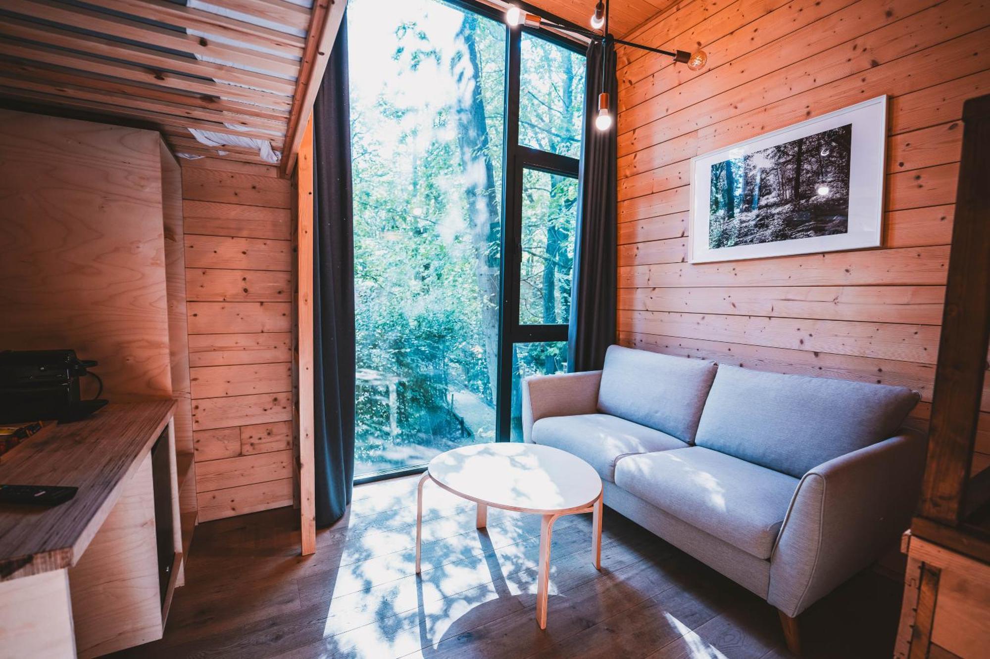 Utopia Village - Art & Nature Lodges Mons Exterior photo