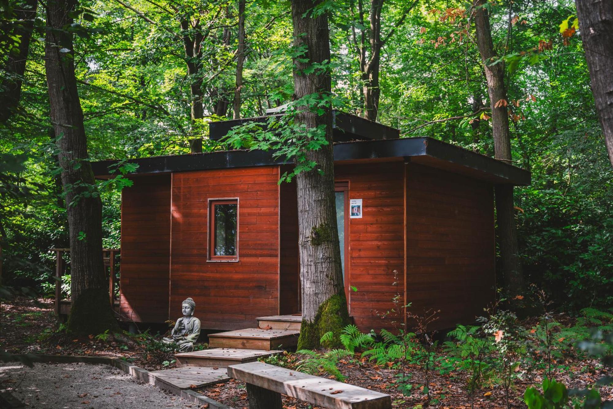 Utopia Village - Art & Nature Lodges Mons Exterior photo