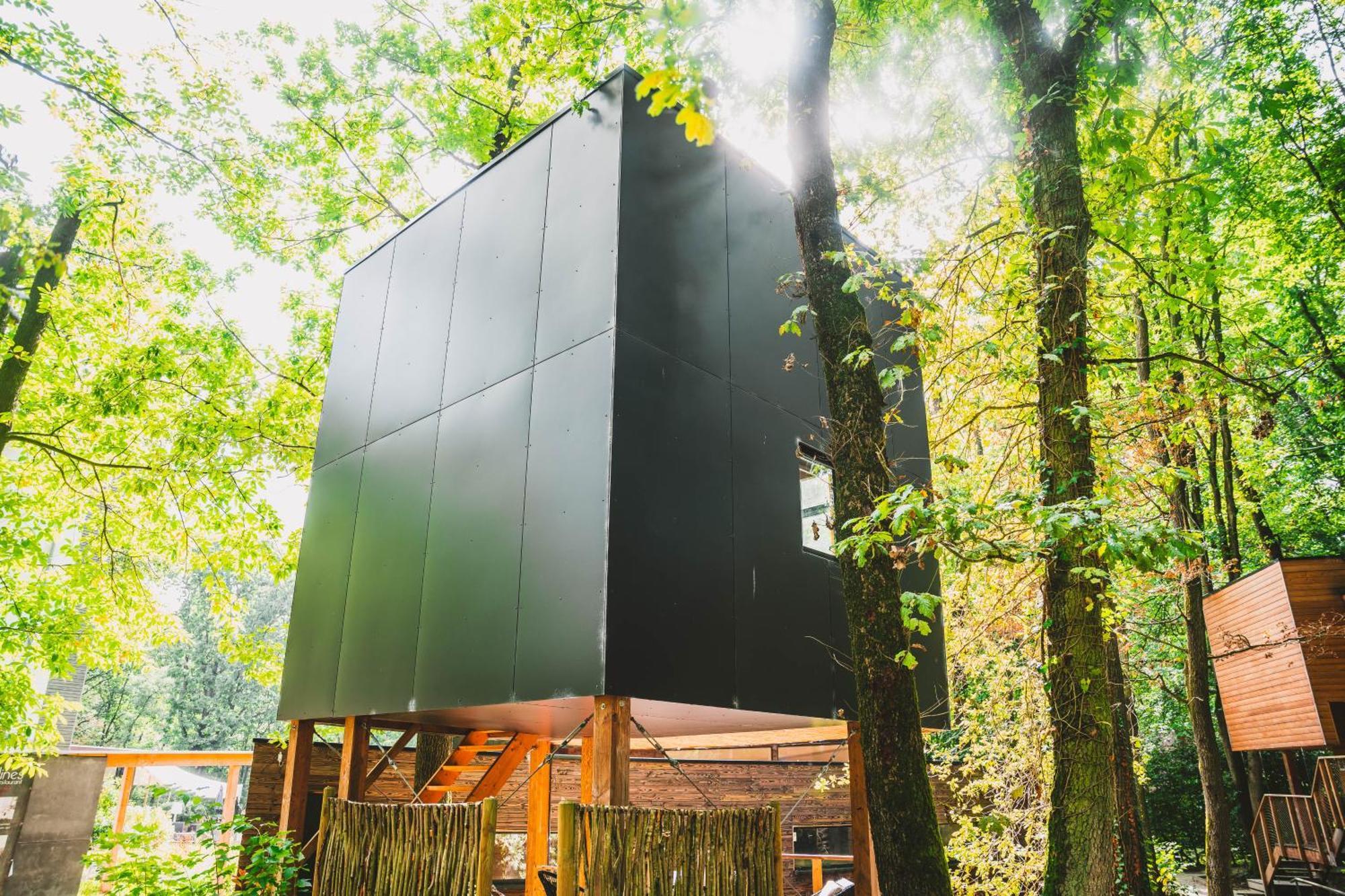 Utopia Village - Art & Nature Lodges Mons Exterior photo