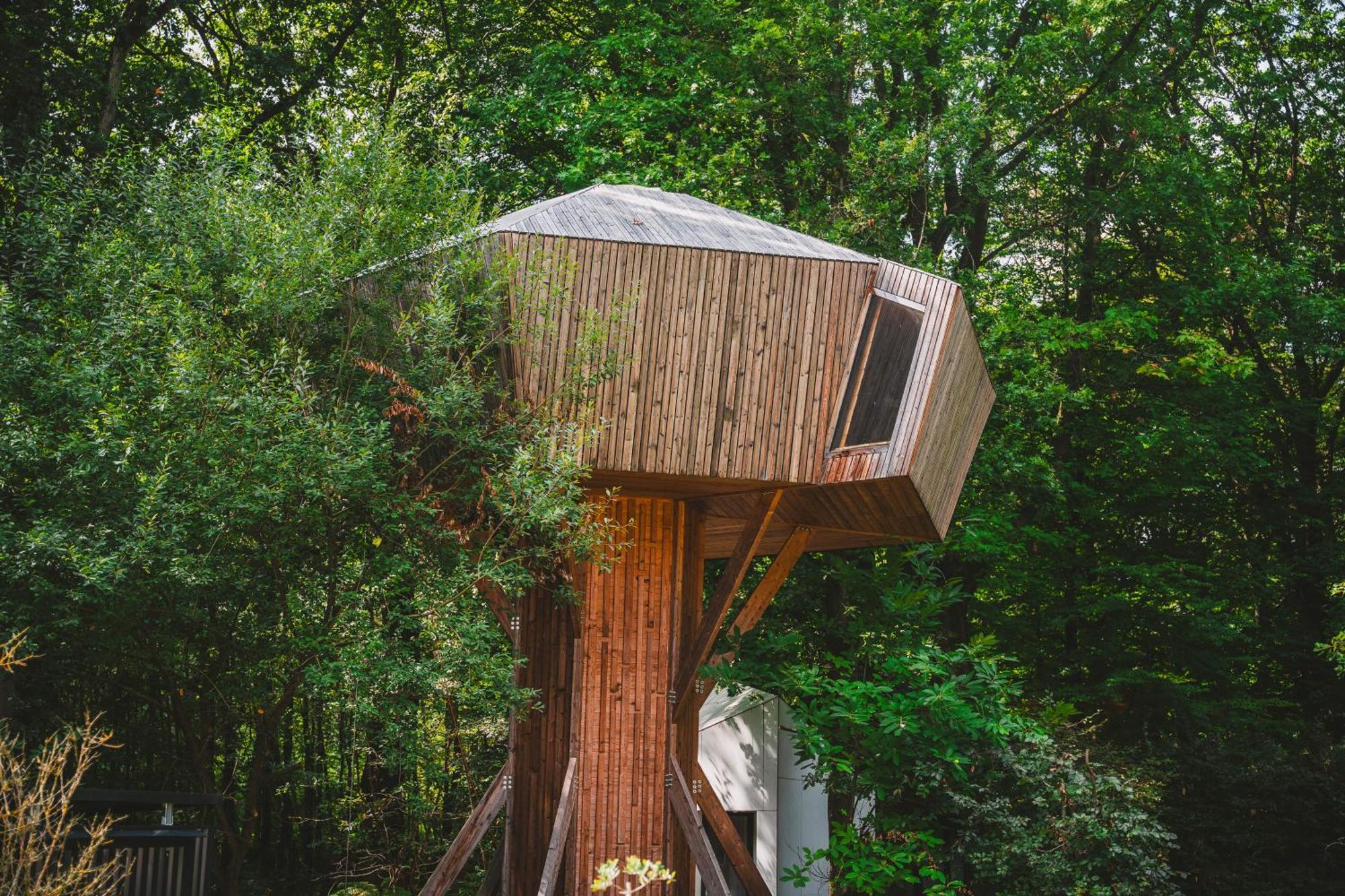 Utopia Village - Art & Nature Lodges Mons Exterior photo